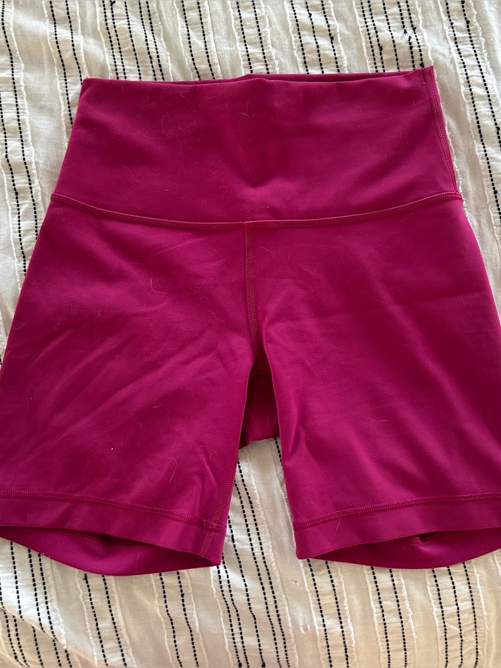 Lululemon Wunder Train High-Rise Short 6" Magenta Purple